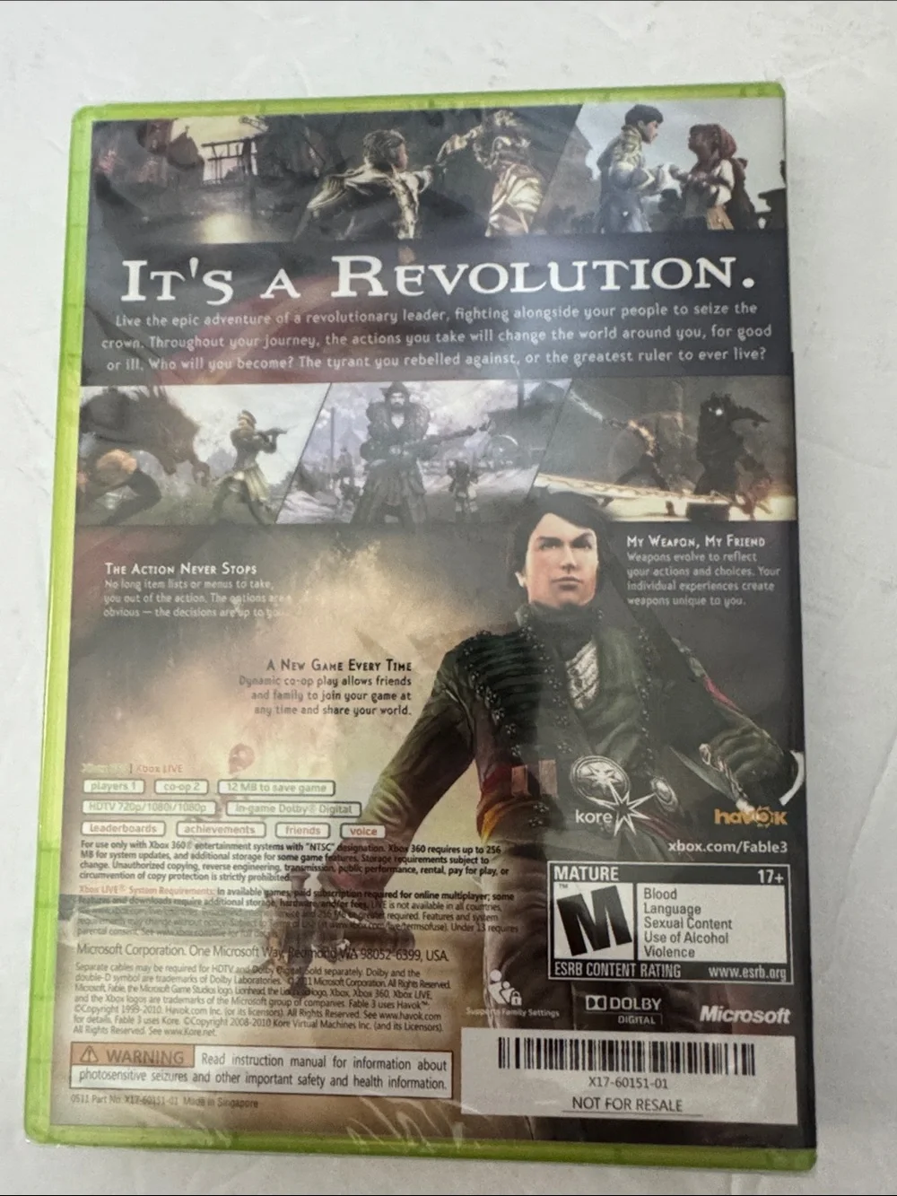 Xbox 360 Batman: Arkham City & Fable II Video Game Bundle - Green Cases
